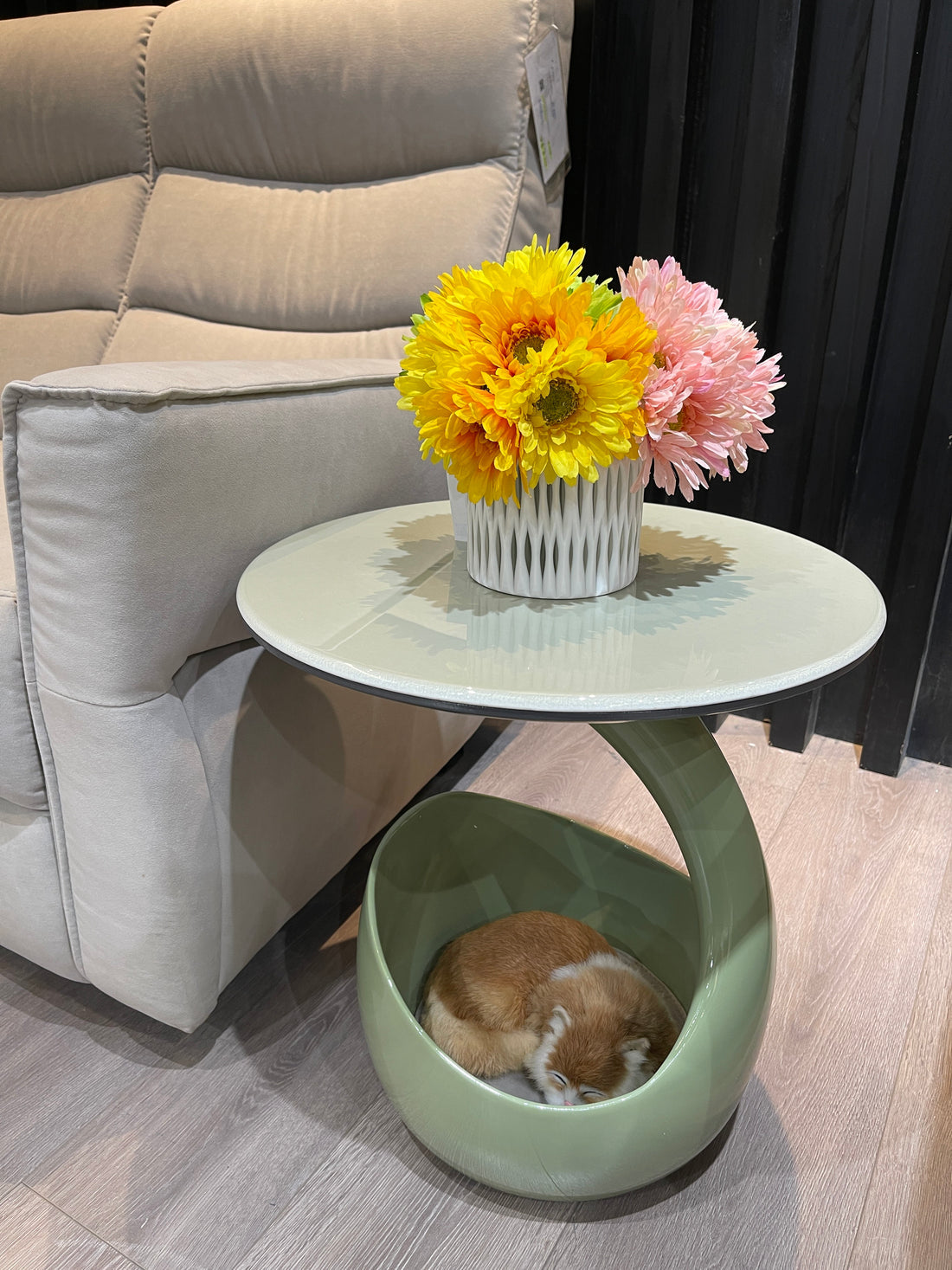 Table d'appoint pet side