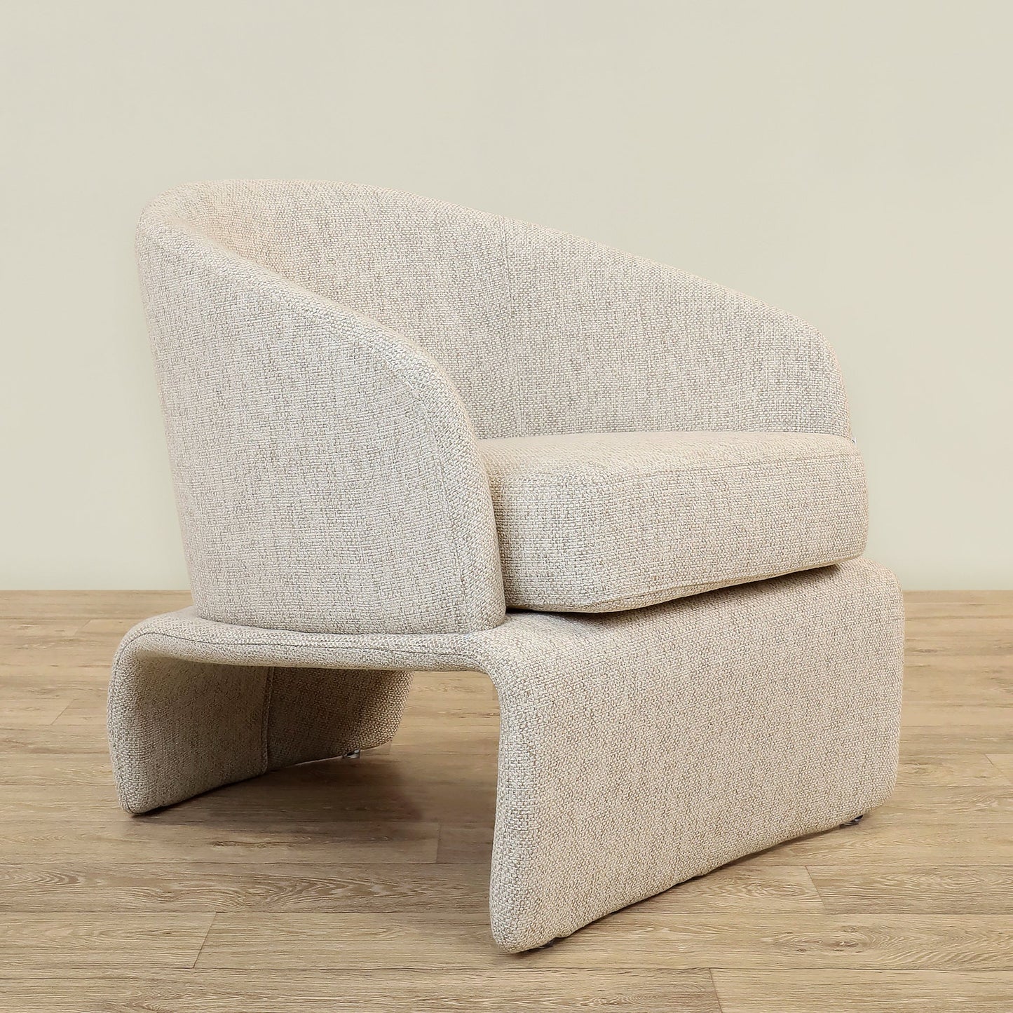 fauteuil Cozy Arch bouclé avec tabouret
