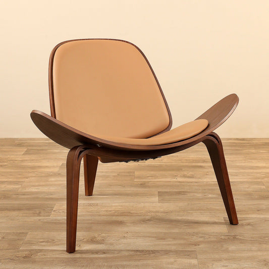 La chaise Shell JL Mollers Camel