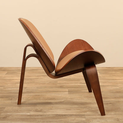 La chaise Shell JL Mollers Camel