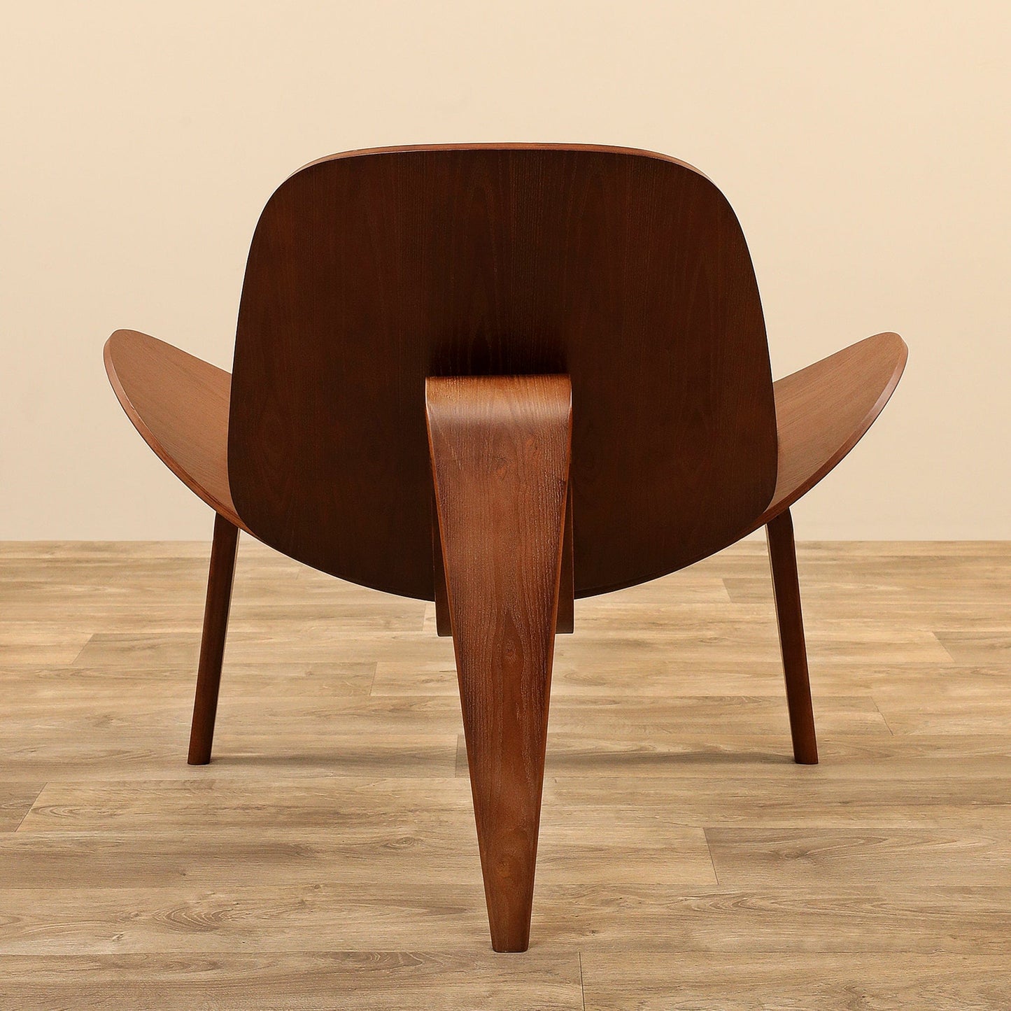 La chaise Shell JL Mollers Camel